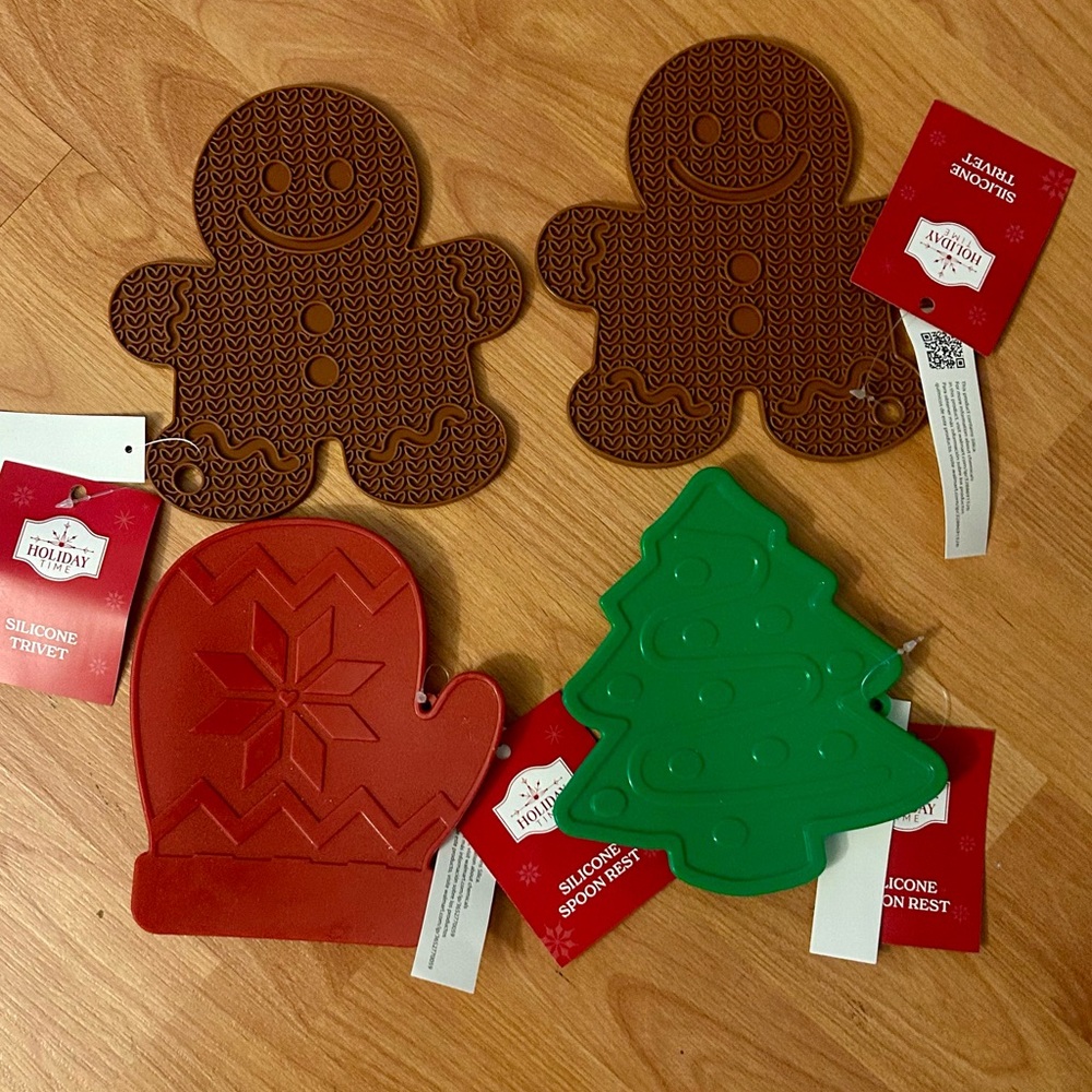 Holiday Time Christmas Silicon Trivets & Spoon Rests